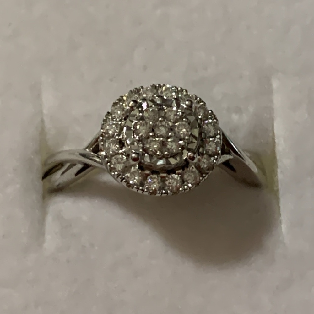 Round Brilliant 1/4 ct Lab Created Diamond Ring Sterling Silver Size 7 - Picture 9 of 12